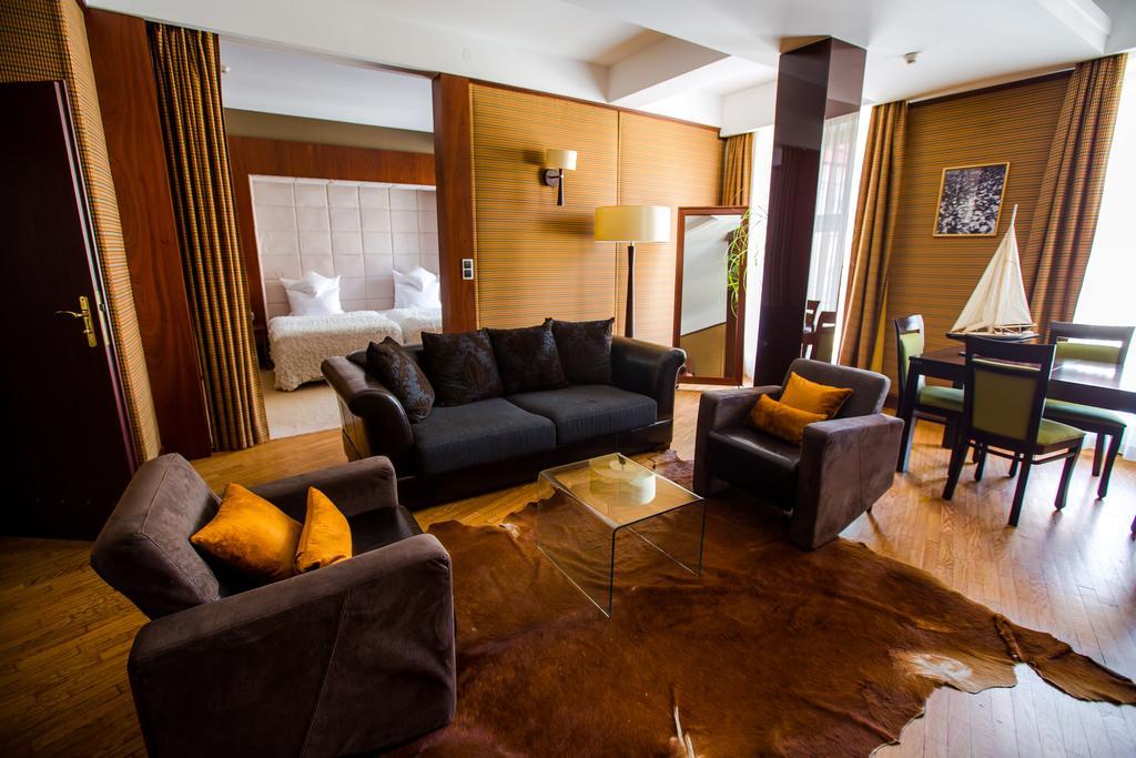 Grand Hotel Boutique Rzeszow Luaran gambar