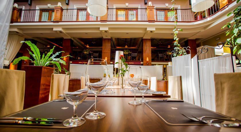 Grand Hotel Boutique Rzeszow Luaran gambar