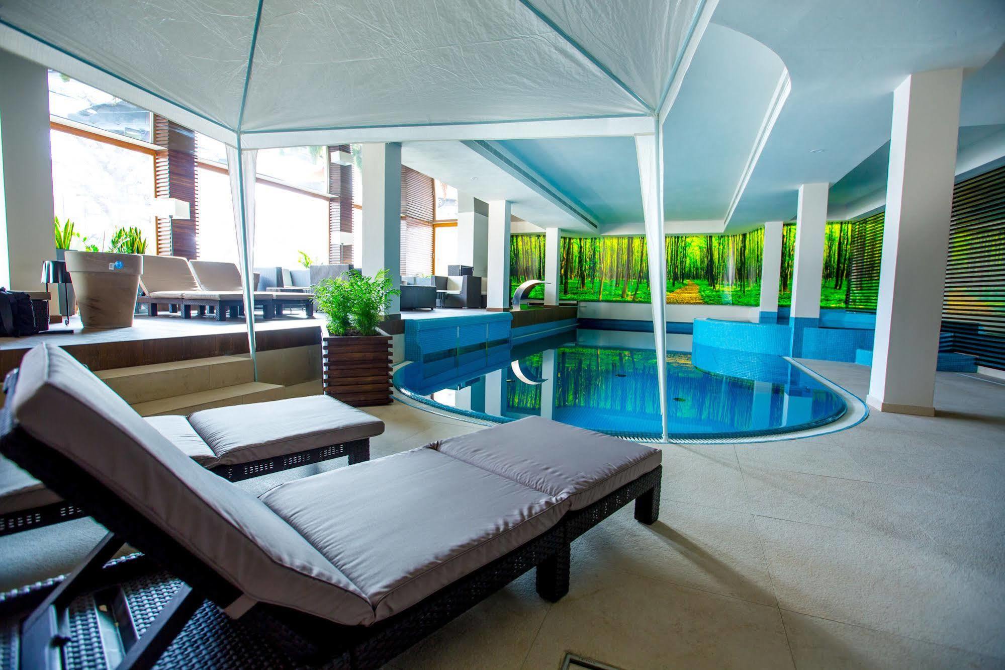 Grand Hotel Boutique Rzeszow Luaran gambar